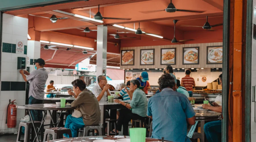 8 East Singapore Hawker Dishes Under $5 That Locals Actually Queue For